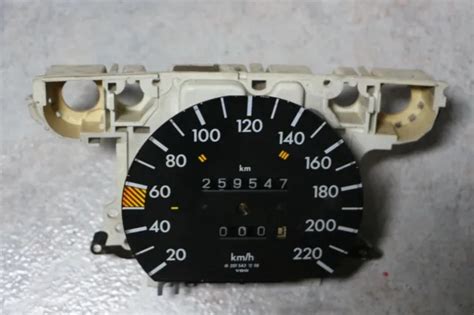 ORIGINAL MERCEDES BENZ 190 W201 VDO Instrument Compteur De Vitesse