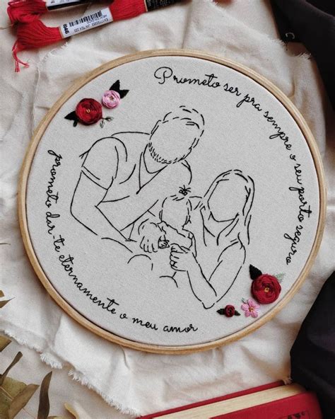 A Cross Stitch Pattern With A Couple Kissing