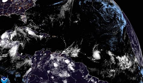 La Temp Te Tropicale Beryl Se Transforme En Ouragan L Approche Des