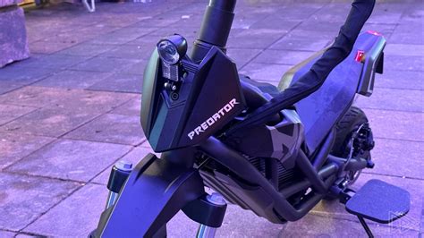 The Acer Predator Extreme Electric Scooter Is Incredibly Fun Fast