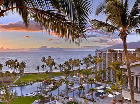 9 Best Hotels in Maui, Hawaii on the Beach (2021): Luxury & Family Resorts