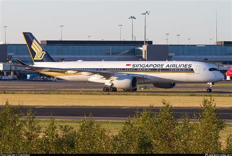 9V SMI Singapore Airlines Airbus A350 941 Photo By Freek Blokzijl ID