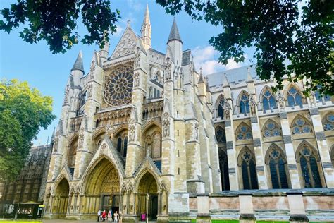 15 wunderschöne Kirchen in London in denen Sie sich himmlisch fühlen