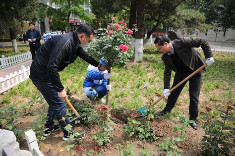 喜迎建党百年，师生共植新绿——学校开展2021年校园植树活动中国劳动关系学院