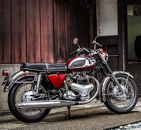 Bikes Kawasaki Re Releases Retro W800 Motorcycle Japanese Nostalgic Car