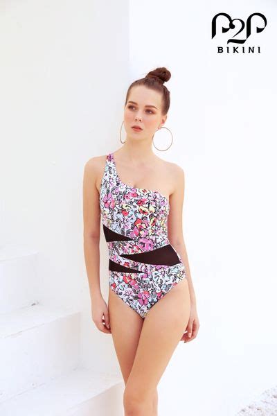 Bikini N M T M Nh L Ch Vai Ph I L I Ho Ti T Hoa P P Bikini P P