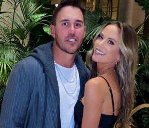 Golfer Brooks Koepkas Fiancée Jena Sims Drops Fully Nude Booty Photo