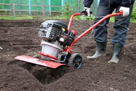 5 Best Rototillers And Garden Tillers [2024 Reviews And Buyers Guide]