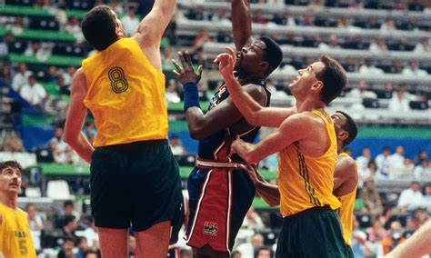 Brasil X EUA No Basquete Relembre Jogo Contra Dream Team Em 1992