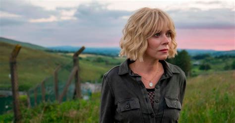 Anna Friel Loves Her Sexy Blonde Transformation For New Undercover Role