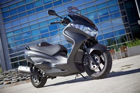 Album Photo Suzuki Burgman 125 Executive Le Burgman Version Dark