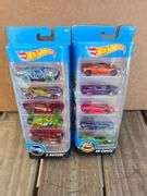Hot Wheels HW Exotics Pack Hot Wheels X Racers Pack Schmid Auction
