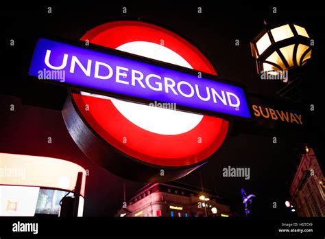 London Underground Sign Stock Photo Alamy