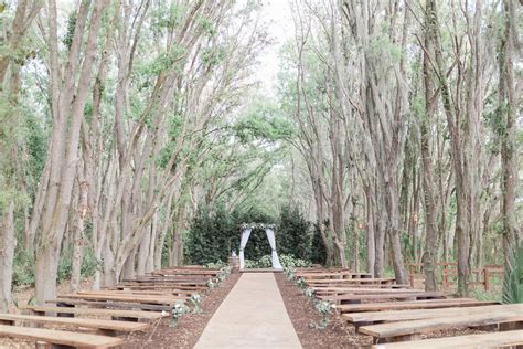 Rustic Chic Plant City Wedding Wishing Well Barn