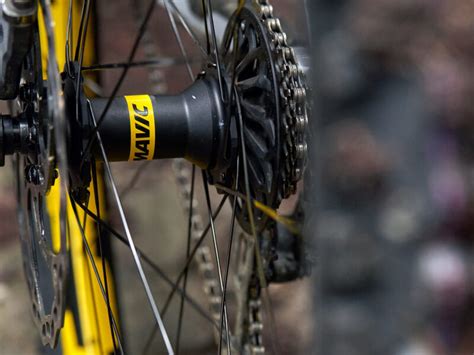 Yellow Mavic Deemax Dh Wheels Are Back As Th Anniversary Of An