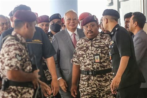 Najib Received Us M From Mdb Units Us B Trickled Down Via Jho