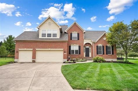 8970 Fox Hollow Ct Centerville OH 45458 57 Photos Movoto