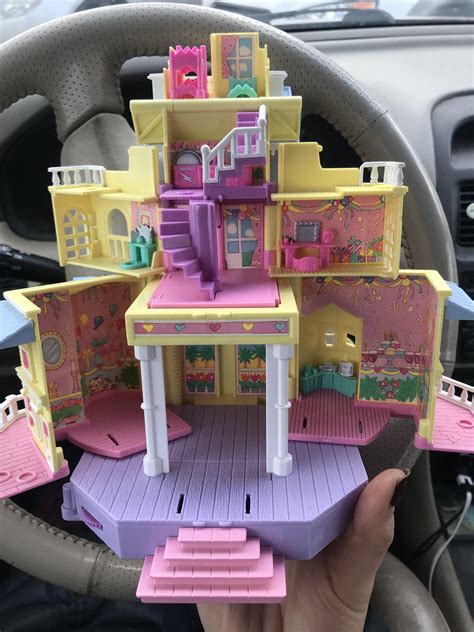 1995 Polly Pocket House 4 They Sell Online For 40 And It’s Just So Cute R Thriftstorehauls