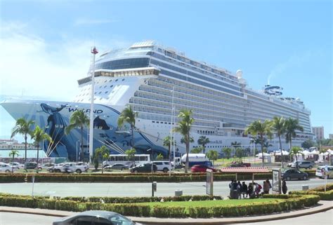 Vallarta recibe a más de 122 mil cruceristas en dos meses