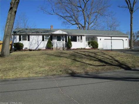 41 Gary Dr Enfield Ct 06082 ®