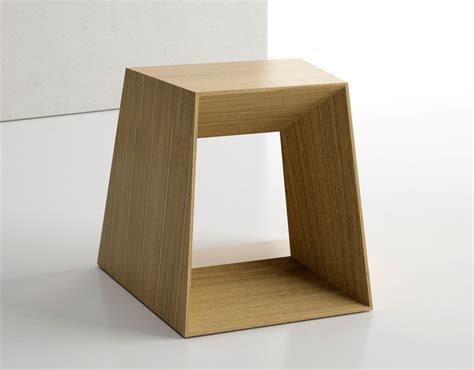 Fine Modern Angular Wood Side Table - Ambience Doré