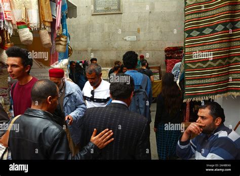 Tunis Souk High Resolution Stock Photography And Images Alamy