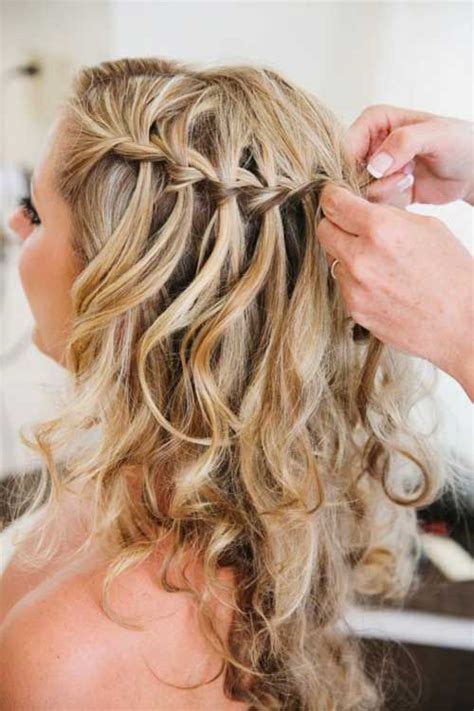 79 Ideas Curly Hairstyles For Wedding Guest With Simple Style Stunning And Glamour Bridal Haircuts