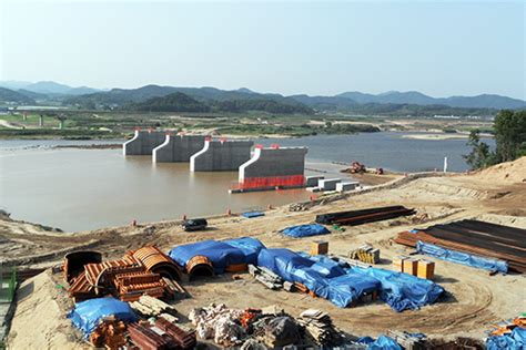 충남도 부여군 4대강 사업 신경전매일건설신문