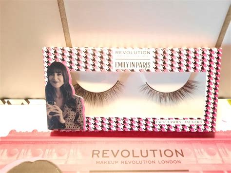 Make Up Revolution künstliche Wimpern Emily in Paris Kaufen auf Ricardo