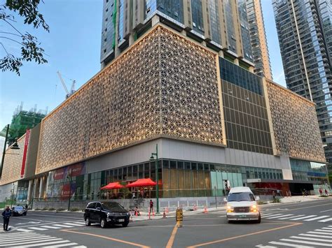 Whats In Store At Mitsukoshi Here Are All The Shops Opening In Bgcs