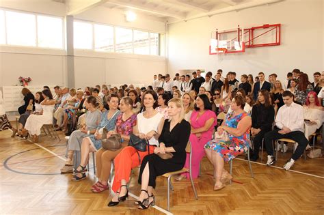 Zako Czenie Roku Szkolnego W Wieluniu Ochotnicze Hufce Pracy