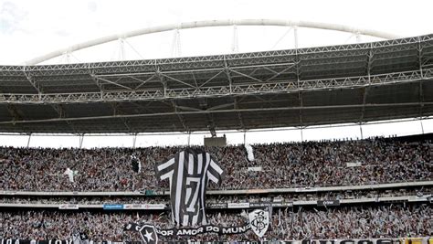 Ingressos para Botafogo x Corinthians começam a ser vendidos nesta