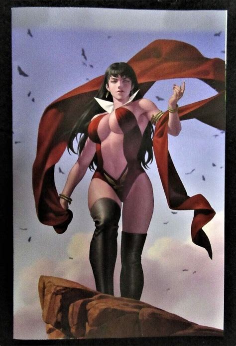 Vampirella Strikes 10 Junggeun Yoon Limited Virgin Cover Dynamite