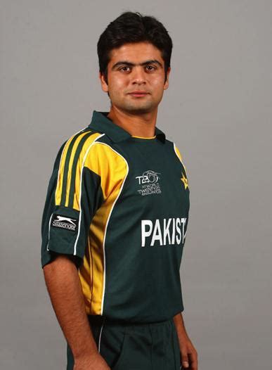 Ahmed Shehzad Height, Age, Wife, Family, Biography » StarsUnfolded