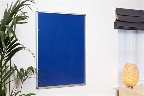 Scribble Tamper Proof Lockable Notice Board 120x90cm 12xA4 In Royal