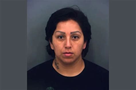 Arrestan A Mujer Que Descuid A Menores En El Paso