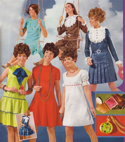 1967 1968 We Had This Pattern And Carol Had A Dress Made Like The Brown One 60s And 70s