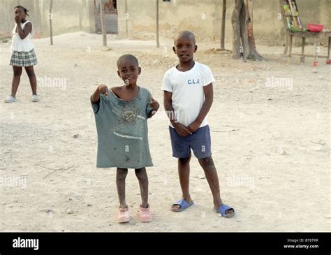 Haitian Children Hi Res Stock Photography And Images Alamy