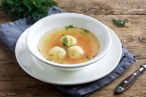 No-Chicken Vegetarian Matzo Ball Soup Recipe