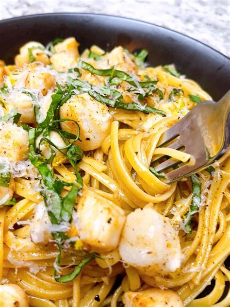 Easy Bay Scallop Pasta Recipe with Lemon Garlic Sauce | Powell Family ...