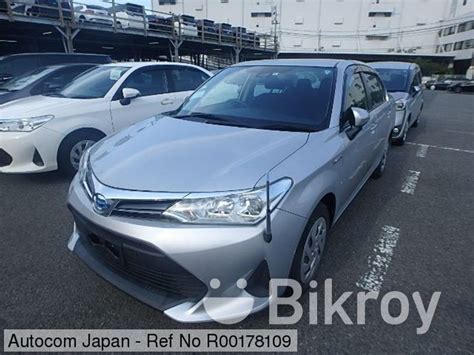 Toyota Axio X Hyb Grade Silver For Sale In Uttara Bikroy