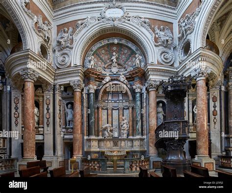 San Lorenzo Torino Chiesa Progettata E Costruita Da Guarino Guarini