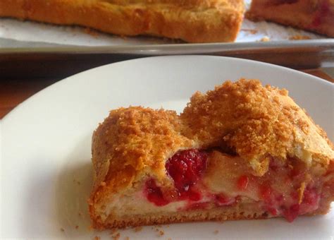 Italian Raspberry Lemon Cream Cheese Strudel