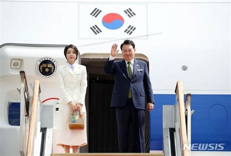 윤 대통령 부부 아세안·g20 정상회의 출국 네이트 뉴스