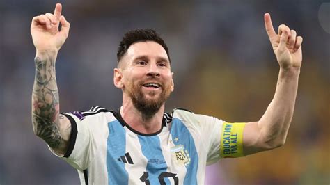 Messi Beats Mbappe Stephen Curry Others To Emerge Laureus World