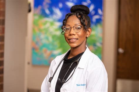 Janelle Duah Md