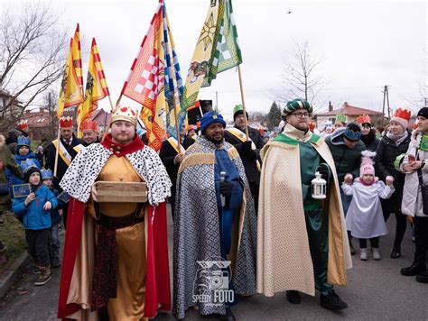 Jubileuszowy Orszak Trzech Króli w Głogowie Małopolskim FOTO