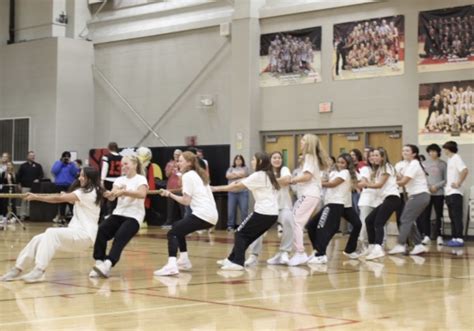 Celebrating Homecoming At Benet Academys Pep Rally Benet Herald