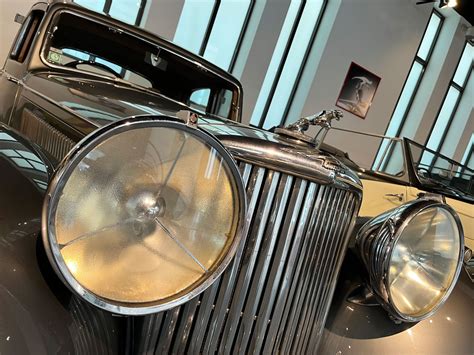 Vehículos clásicos Jaguar Museo del Automóvil y la Moda de Málaga