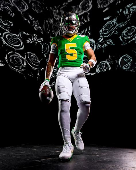 Oregon Ducks Unveil Rose Bowl Uniforms Uni Watch